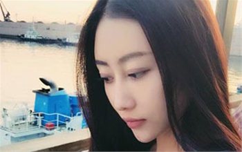 大连90后美女教师真名许董翔 许董翔身高三围及个人资料