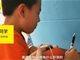 暑假累还是上学累?四年级小学生默默流眼泪