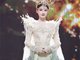 孙怡自曝为了金鹰节首次买增高鞋 透露表演服饰近10斤重
