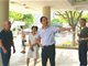 浙江一地局长被曝中午陪情人晚上KTV 从学生口中夺食