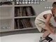 点外卖让孩子待一整天 多地图书馆批评放娃现象
