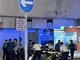 香港一酒店有男子坠亡 妻儿死在房内